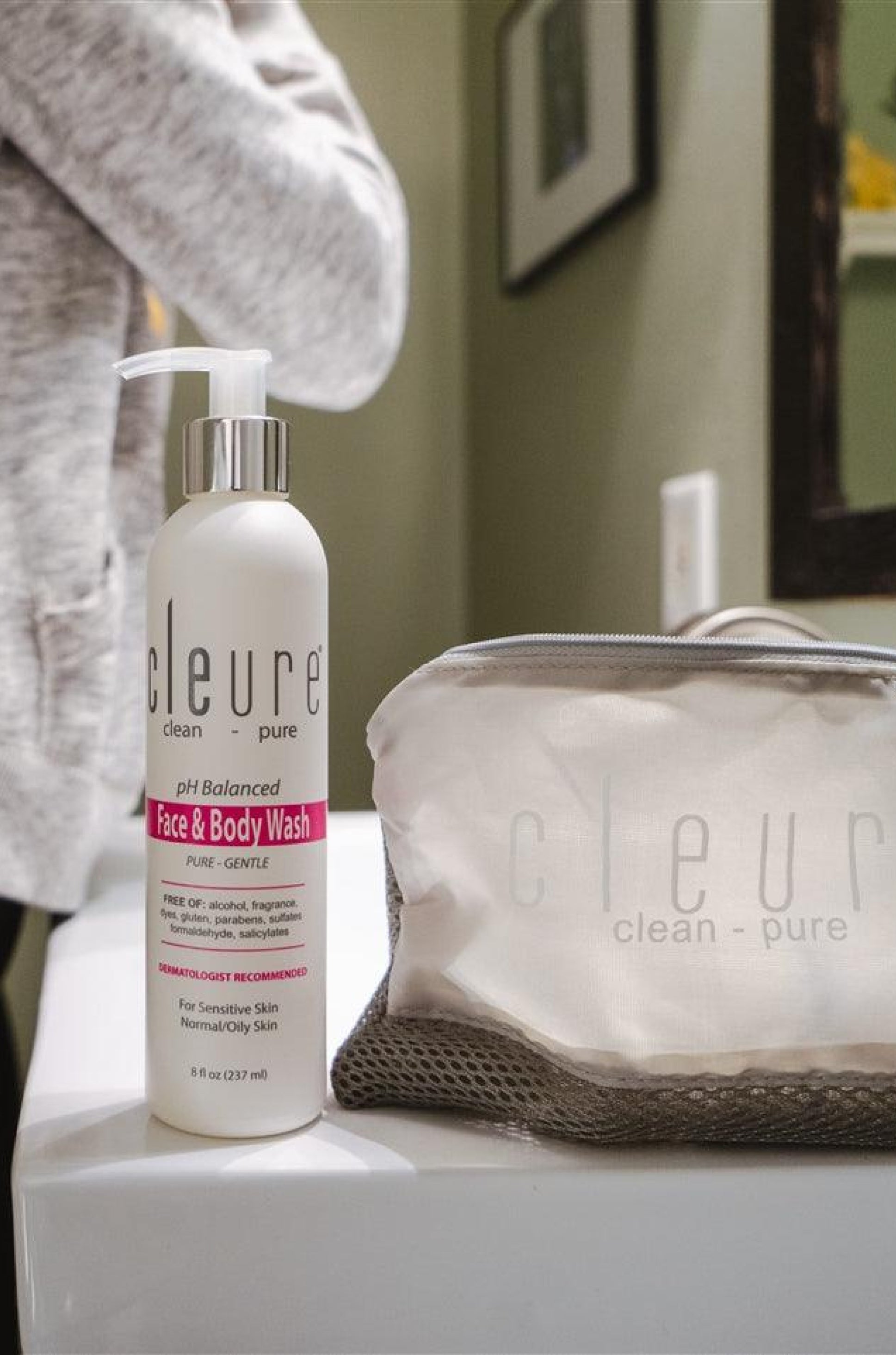 SLS Free and Gluten Free Face & Body Wash for Oily Skin APPROVE Cleure
